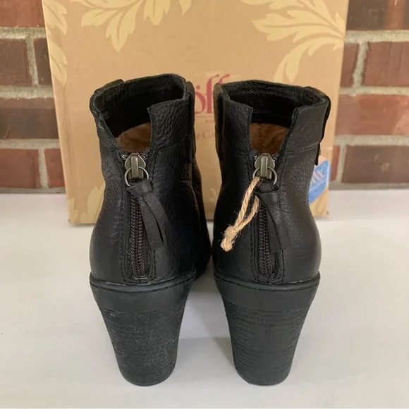 Sofft Womens Gwenith Black Leather block heel Ankle Boots Shoes US 8.5 M - Picture 6 of 10